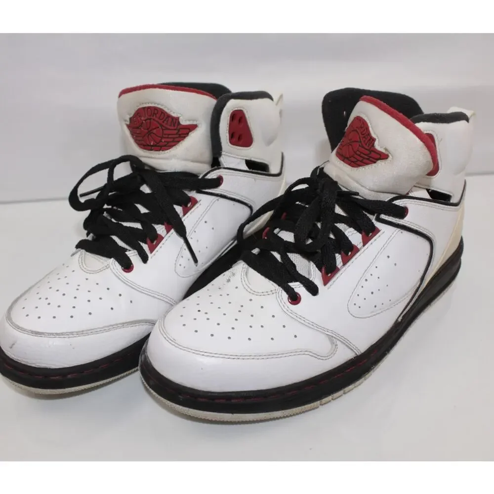 Nike Air Jordan Sixty Club White Gym Red Black Men’s 8.5 Retro 2012 535790-101
